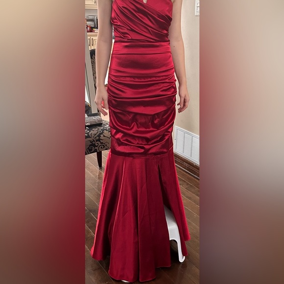 Red Ball Gown Dress Long Formal - Picture 3 of 6